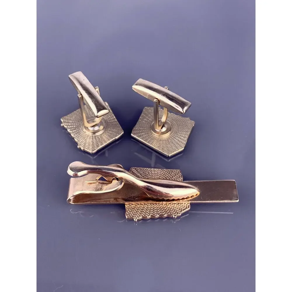 Delco Battery Black Gold Tone Cufflinks Tie Clip Bar Enamel Advertising Vintage